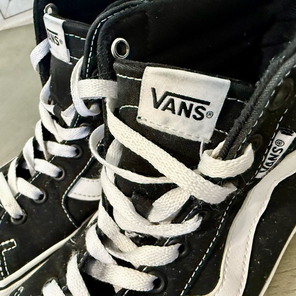 Vans Sk8-Hi Tempered Black White High Top Sneakers Womens Size 10 Skate Shoes - Picture 4 of 9